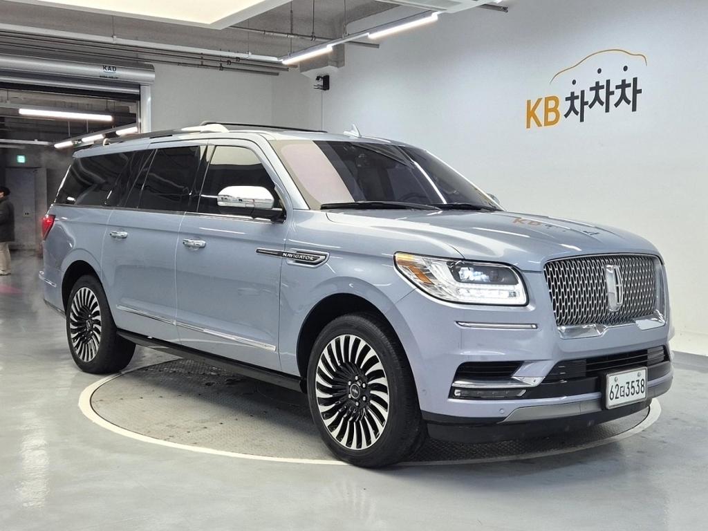 2018 LINCOLN NAVIGATOR 