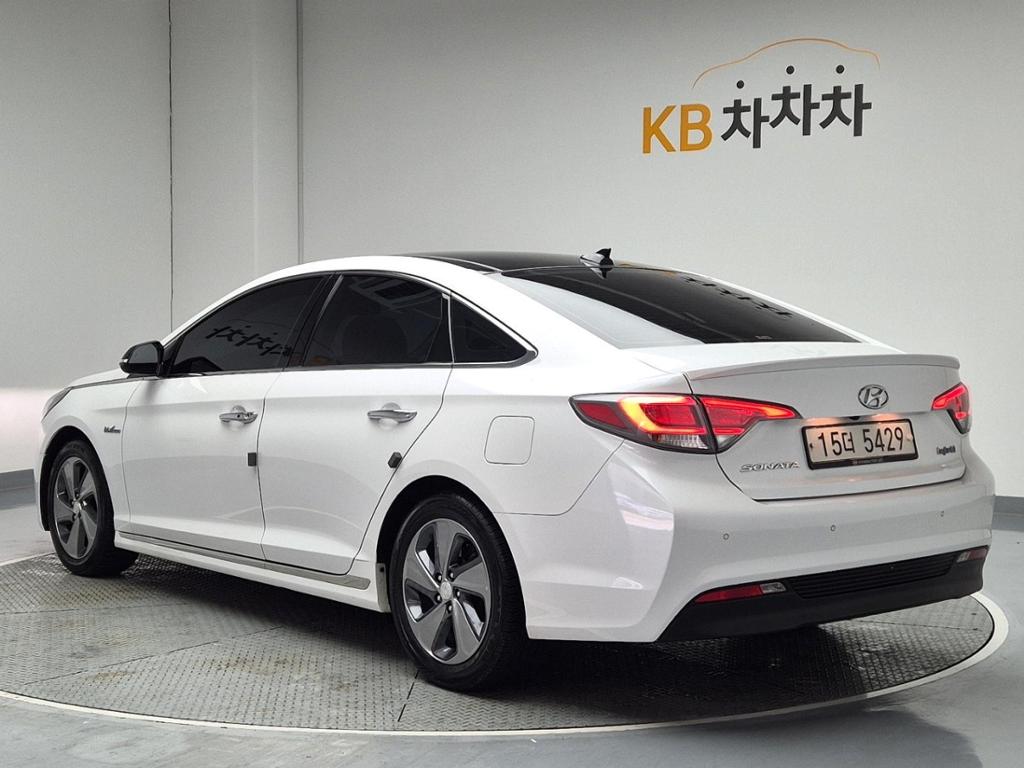 2015 HYUNDAI LF SONATA HYBRID 