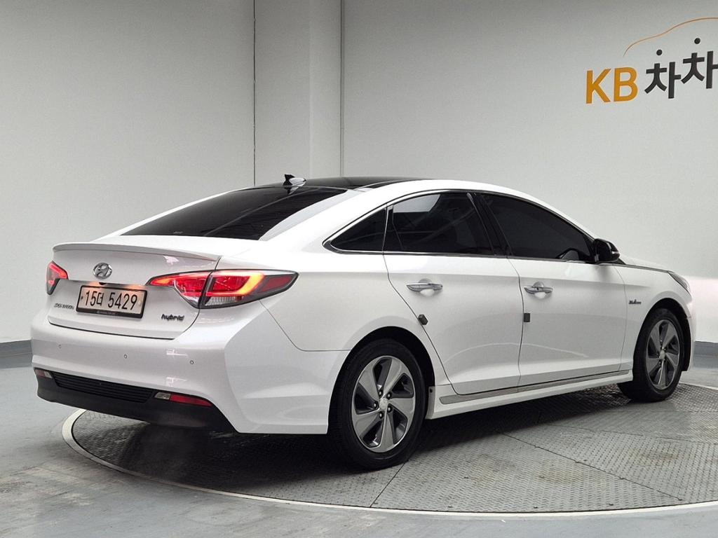 2015 HYUNDAI LF SONATA HYBRID 