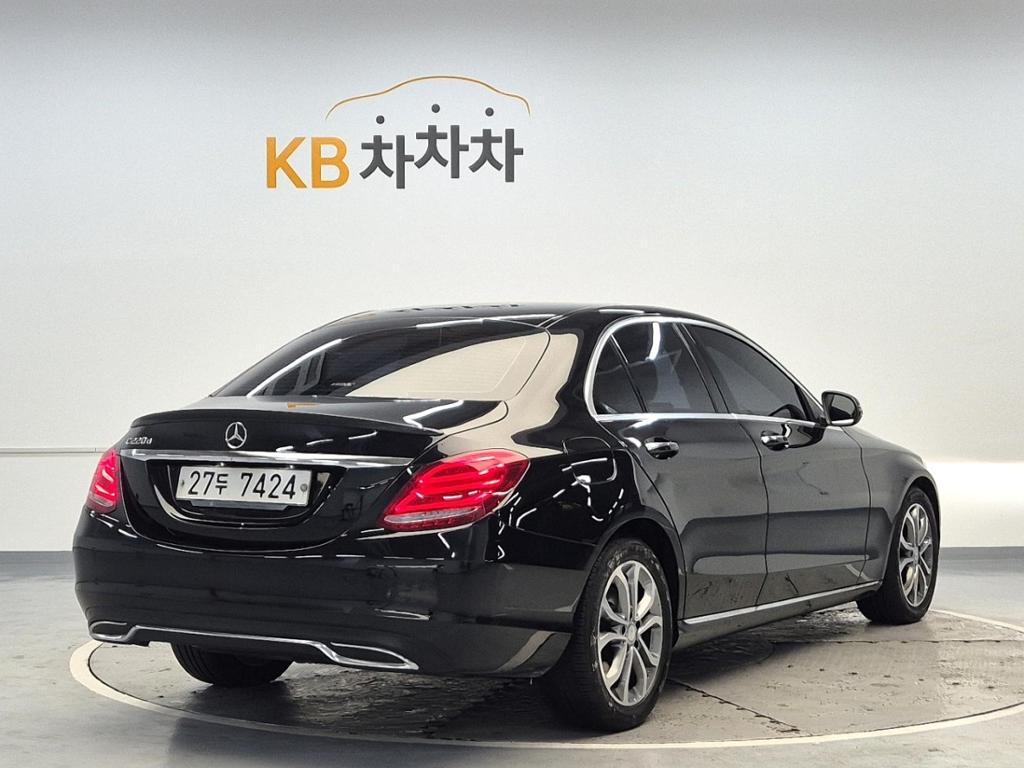 2017 BENZ C CLASS (4Gen) 