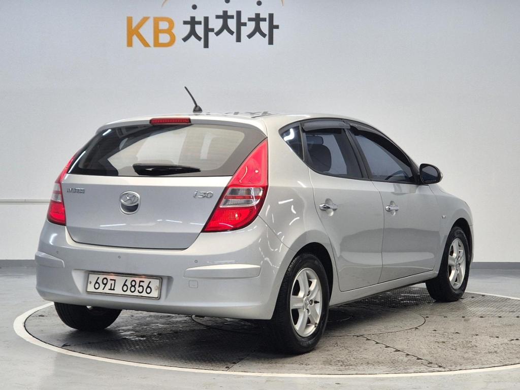 2010 HYUNDAI i30 