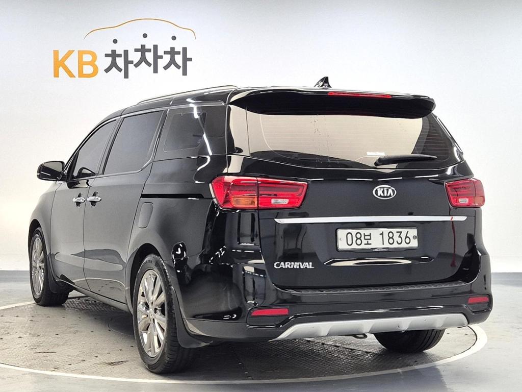 2019 KIA THE NEW CARNIVAL 