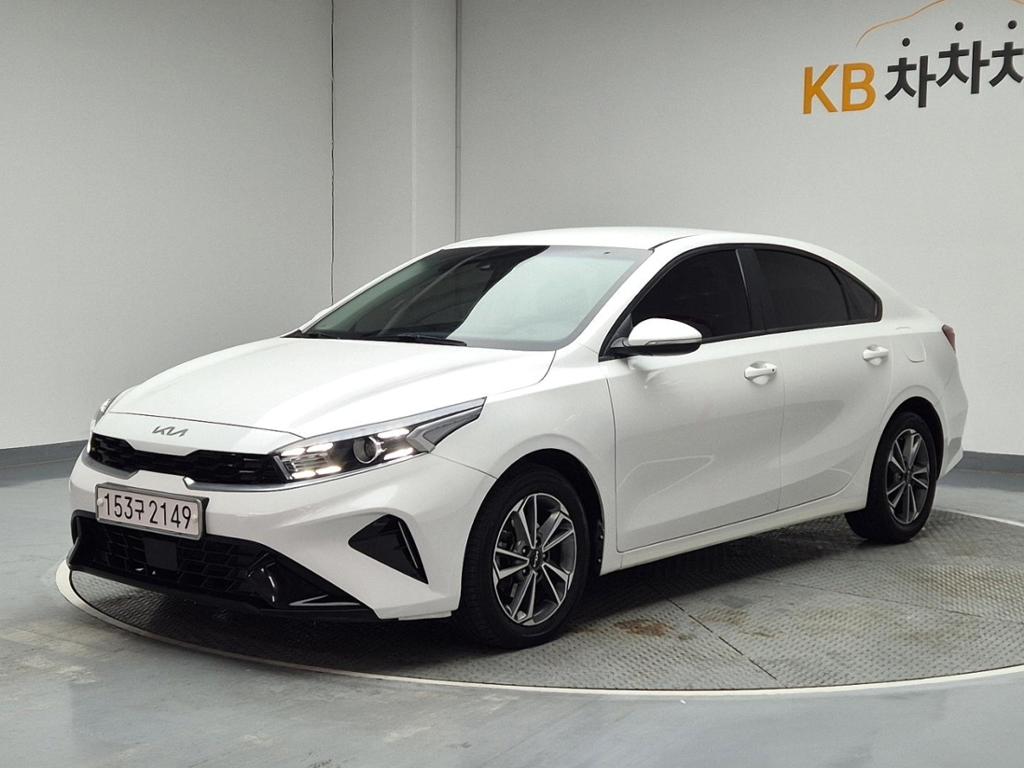 2022 KIA THE NEW K3 