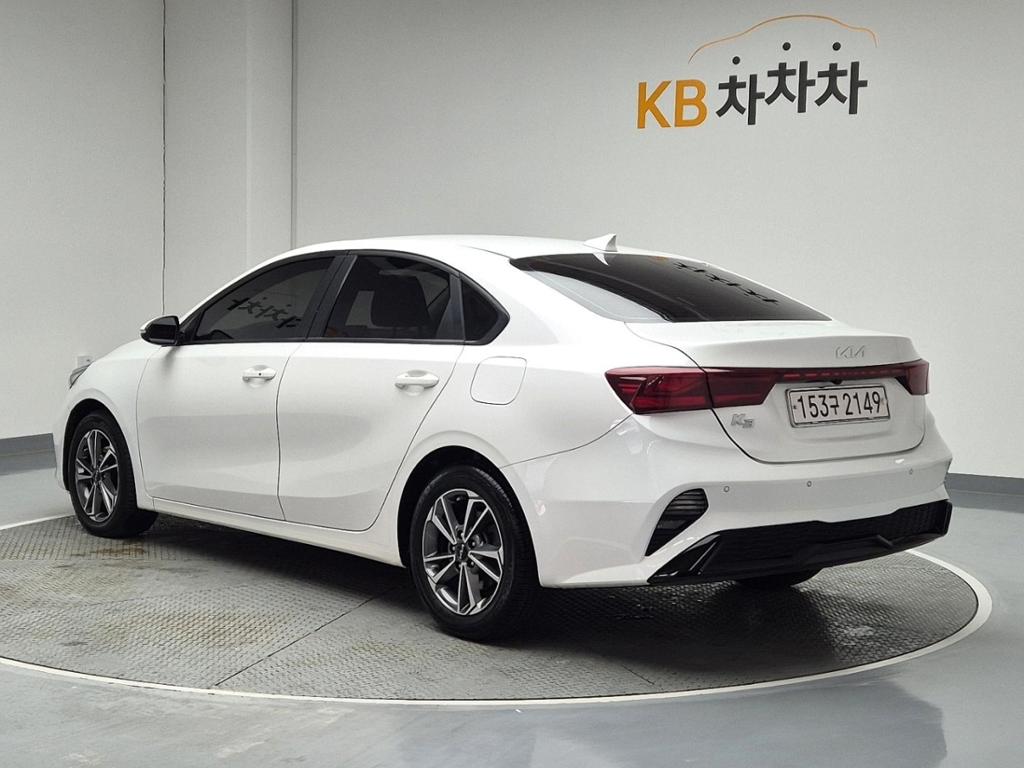 2022 KIA THE NEW K3 