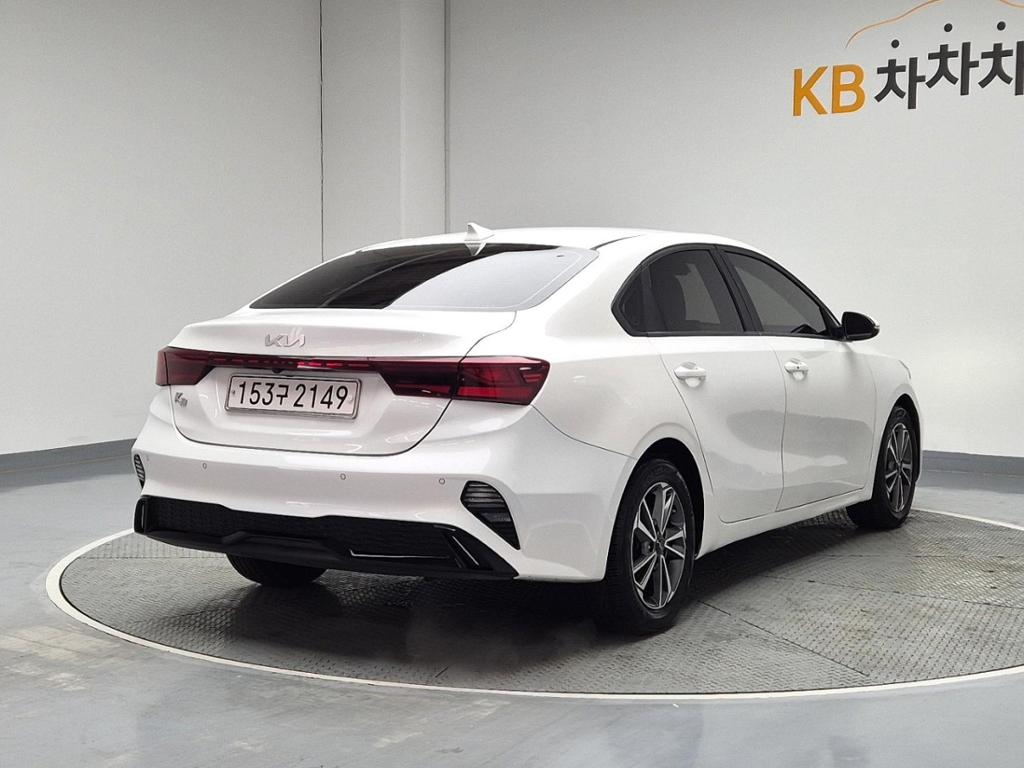 2022 KIA THE NEW K3 