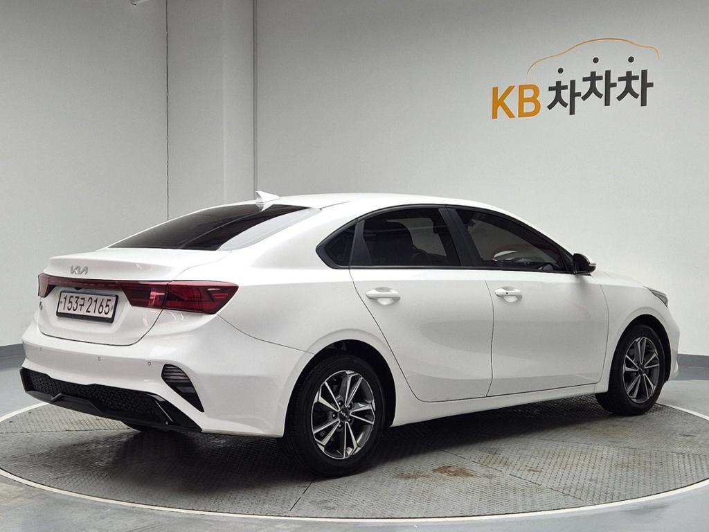 2022 KIA THE NEW K3 