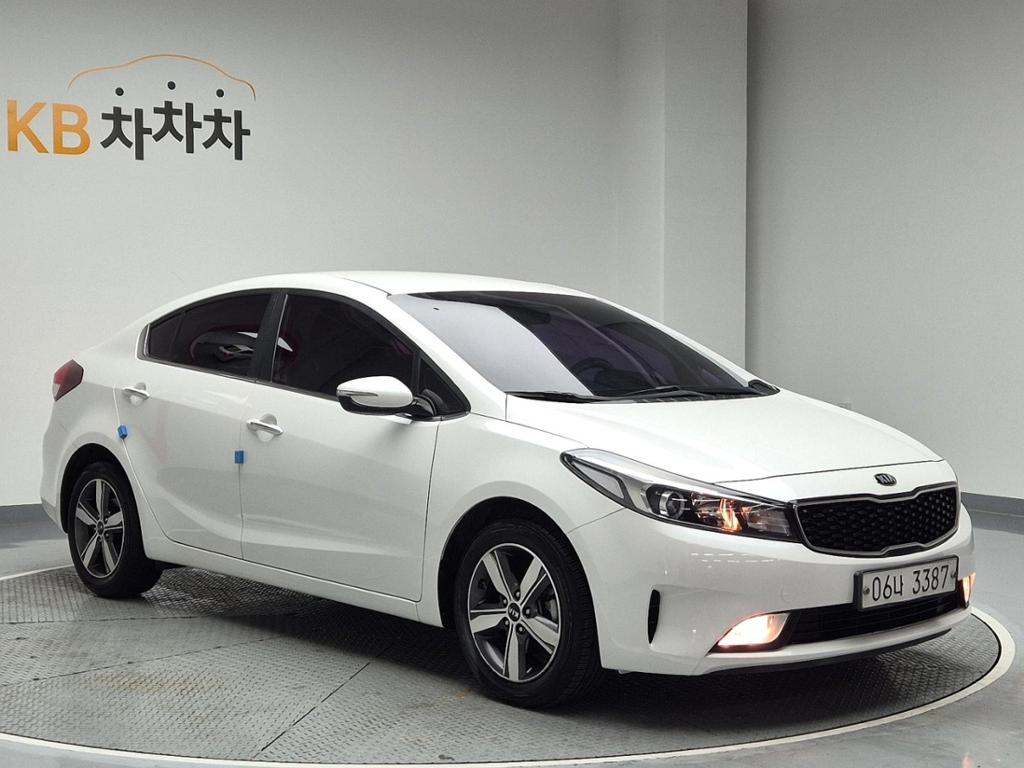 2018 KIA THE NEW K3 