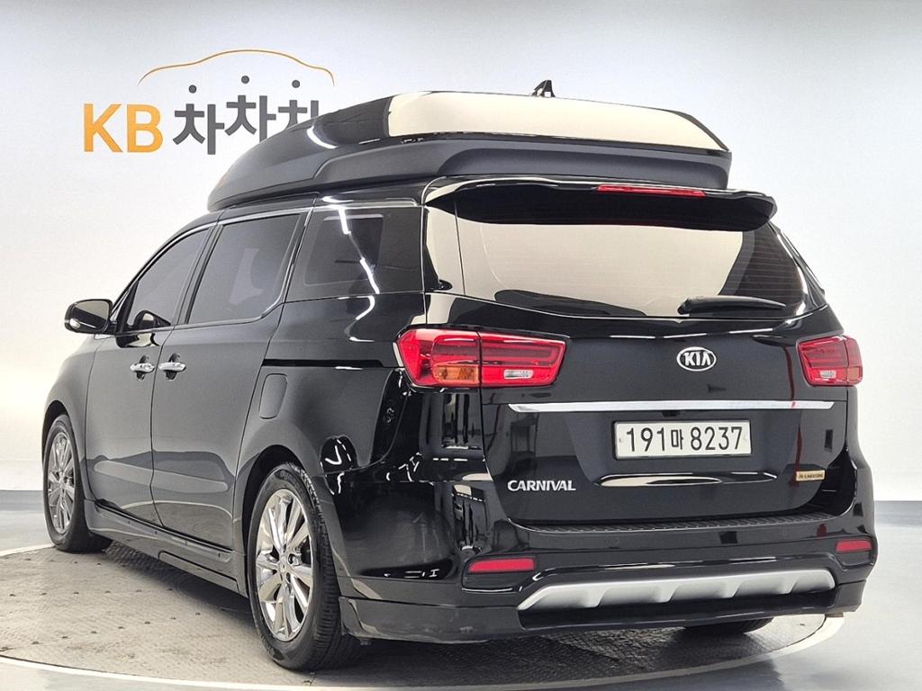 2020 KIA THE NEW CARNIVAL 