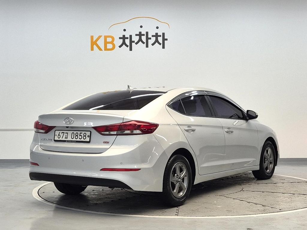 2016 HYUNDAI AVANTE AD 