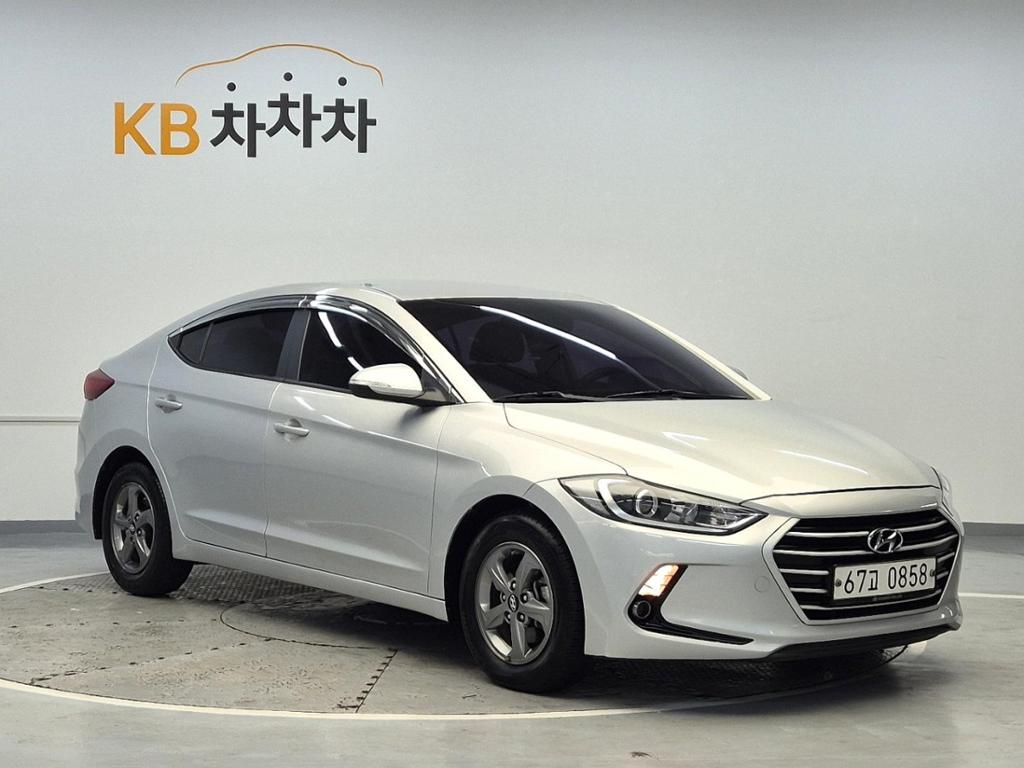 2016 HYUNDAI AVANTE AD 