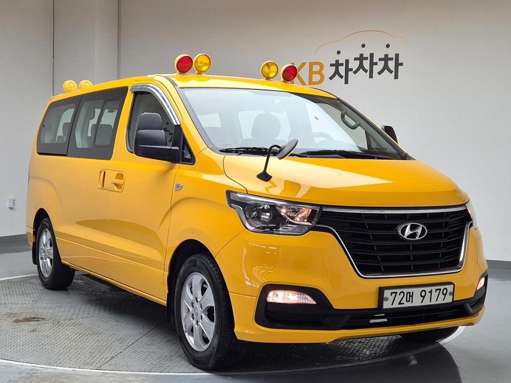2020 HYUNDAI THE NEW GRAND STAREX 