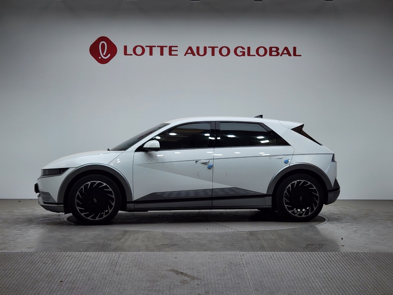2022 HYUNDAI IONIQ5 EV 2WD Long Range Prestige