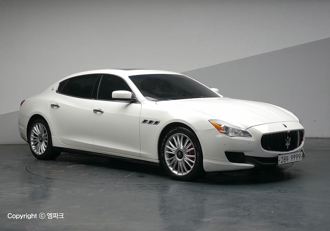 2015 MASERATI QUATRO PORTE 