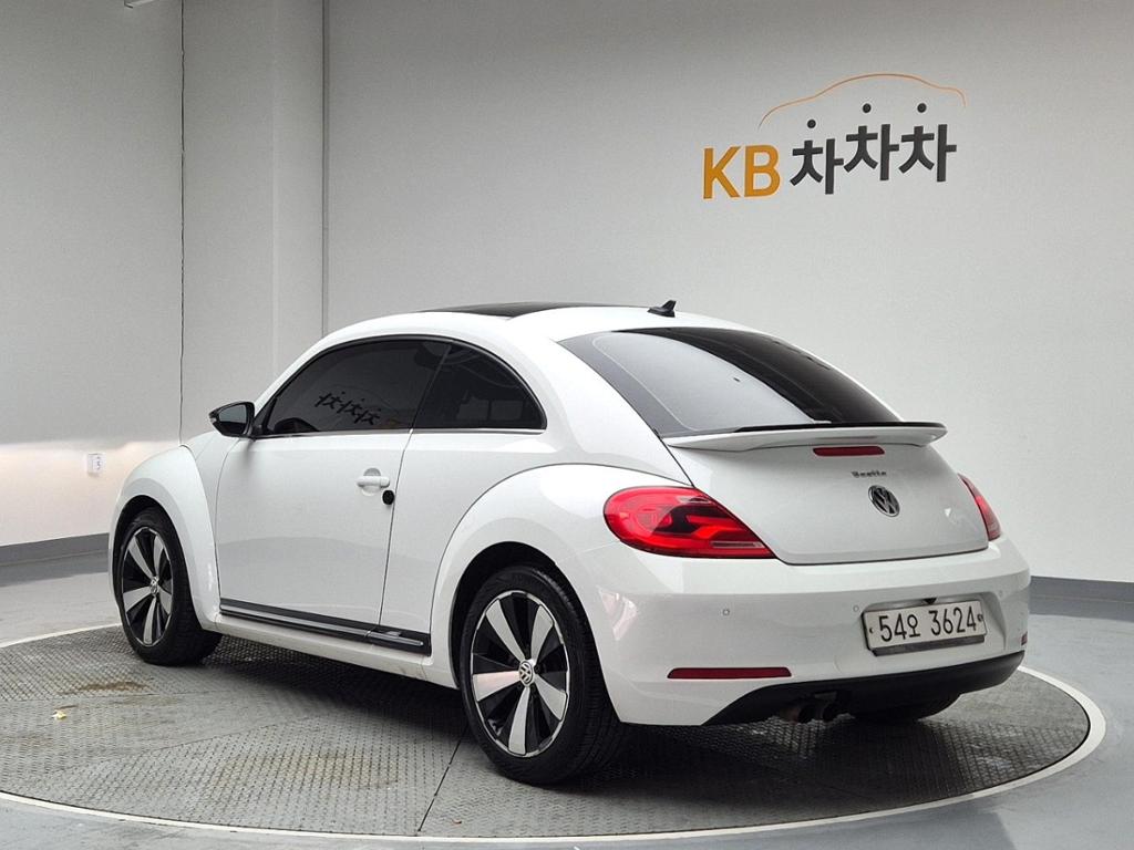 2015 VOLKSWAGEN THE BEETLE 
