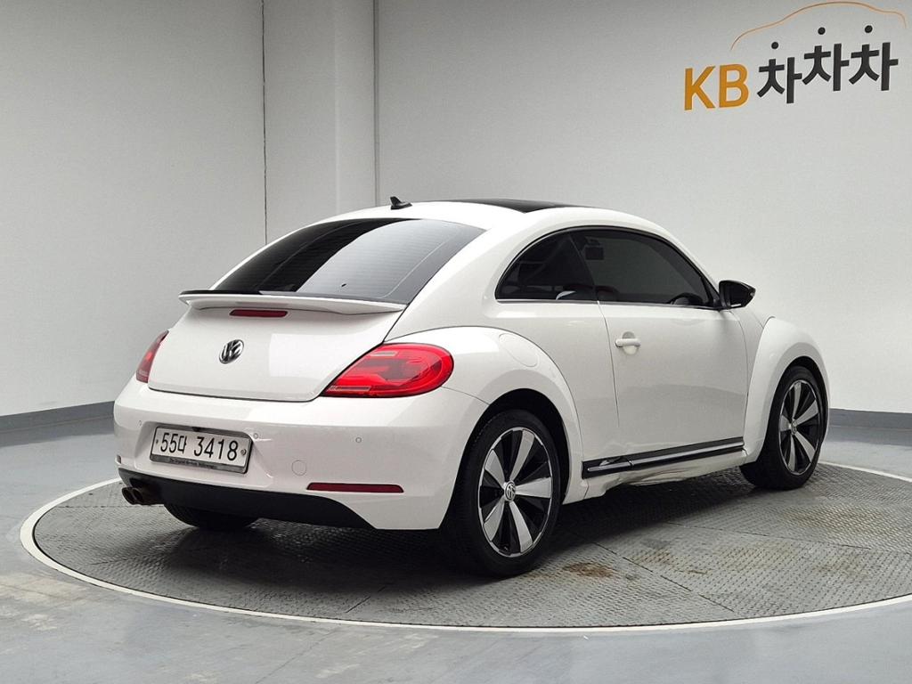 2013 VOLKSWAGEN THE BEETLE 