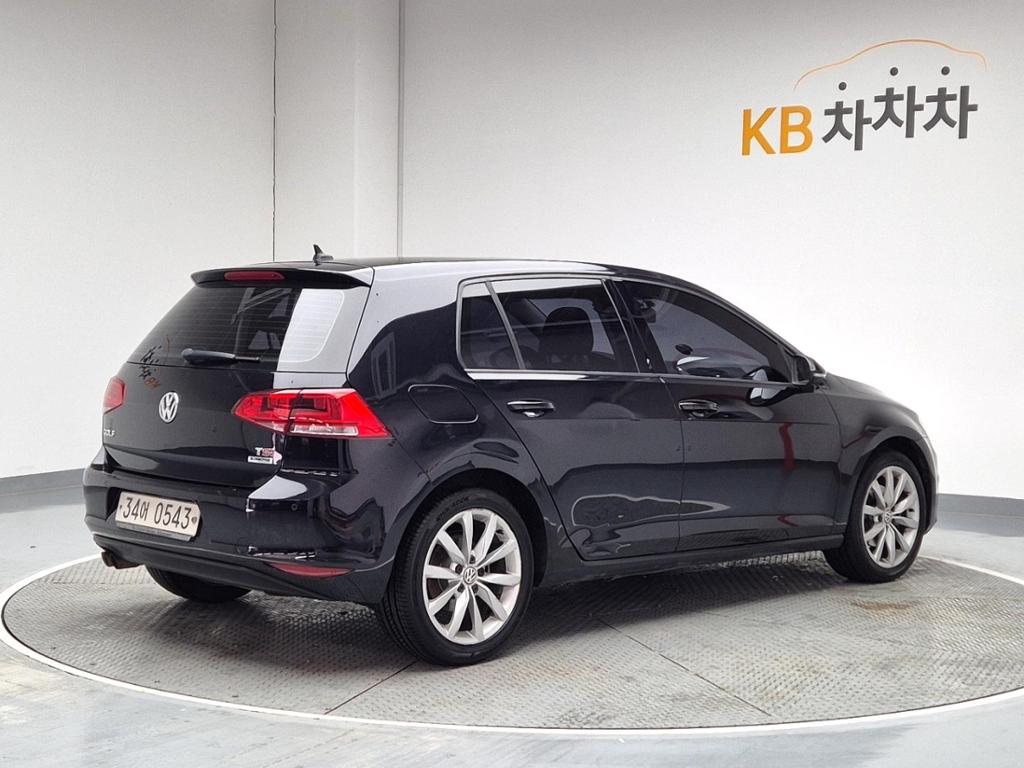 2016 VOLKSWAGEN GOLF (7Gen) 