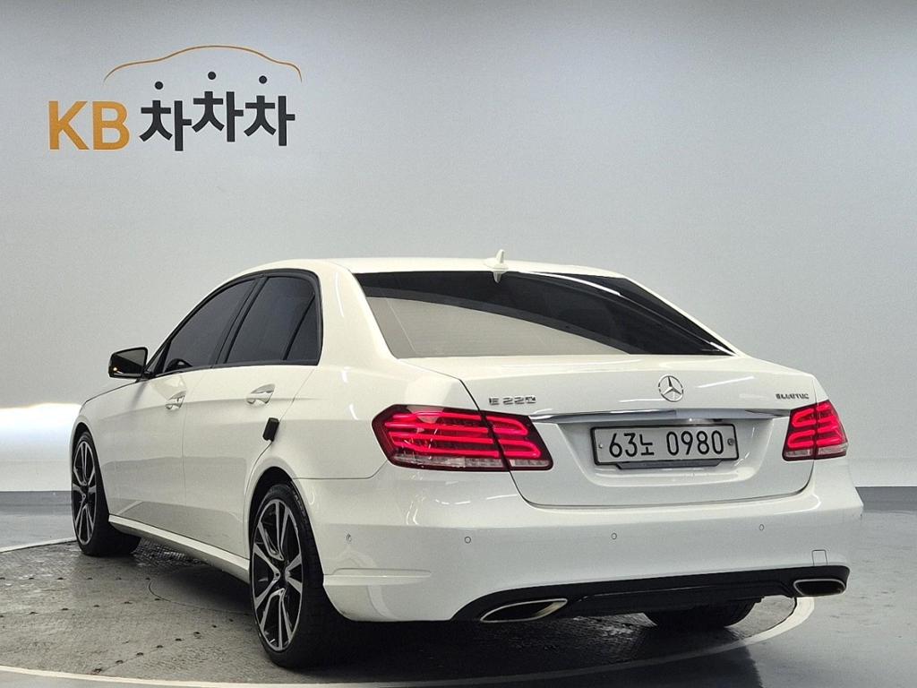 2016 BENZ E CLASS (4Gen) 