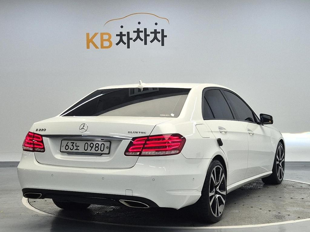 2016 BENZ E CLASS (4Gen) 