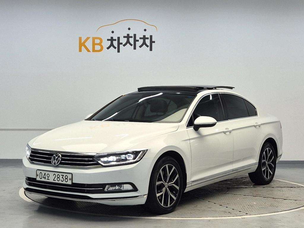 2018 VOLKSWAGEN PASSAT GT (8Gen) 