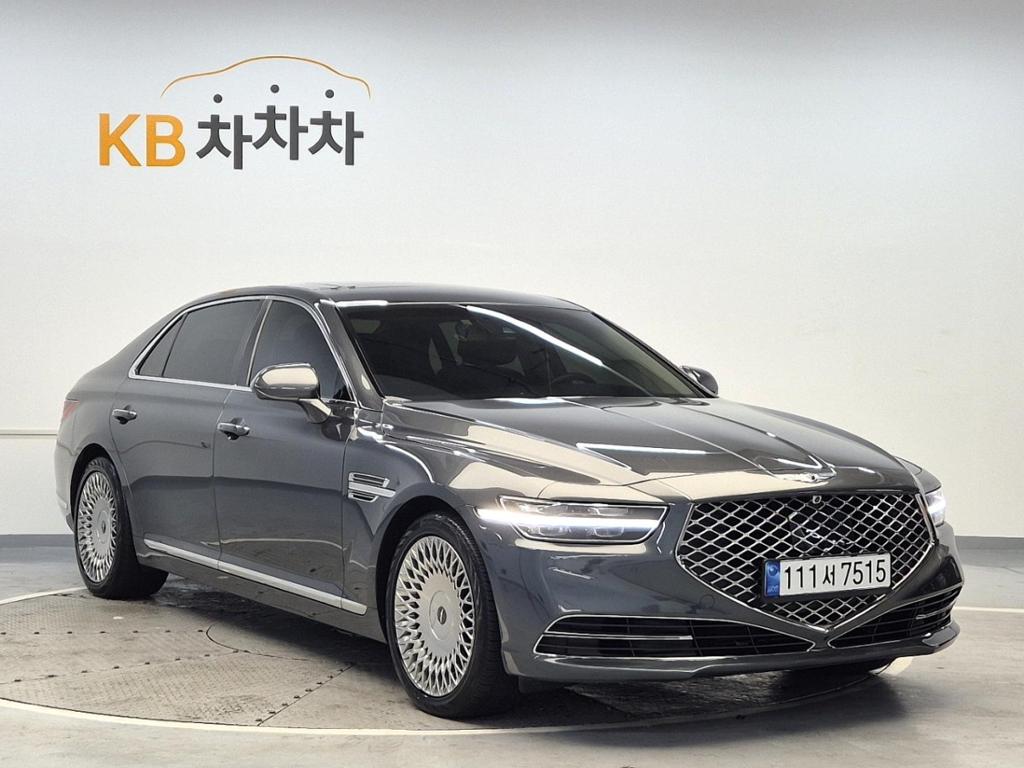 2021 GENESIS G90 