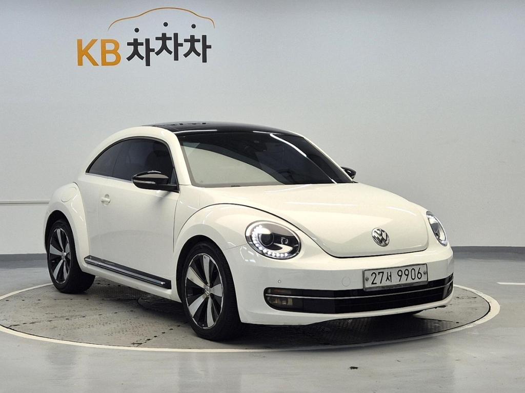 2013 VOLKSWAGEN THE BEETLE 