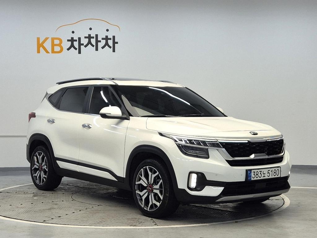 2022 KIA SELTOS 