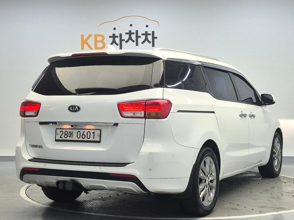 2017 KIA ALL NEW CARNIVAL 