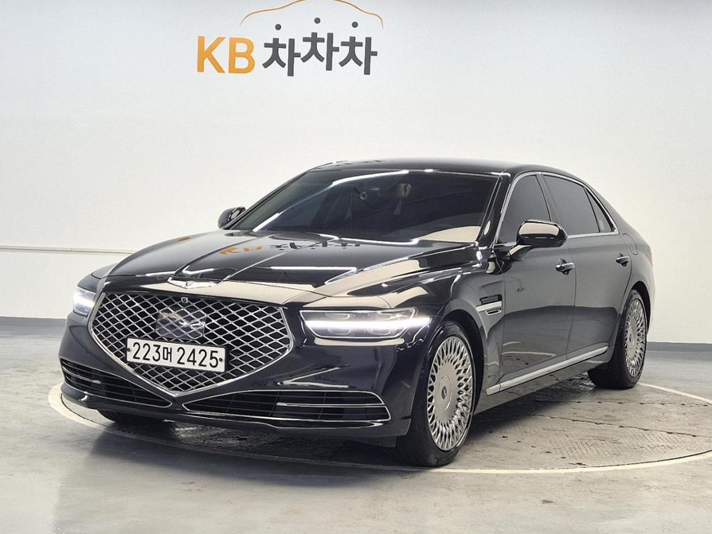 2019 GENESIS G90 