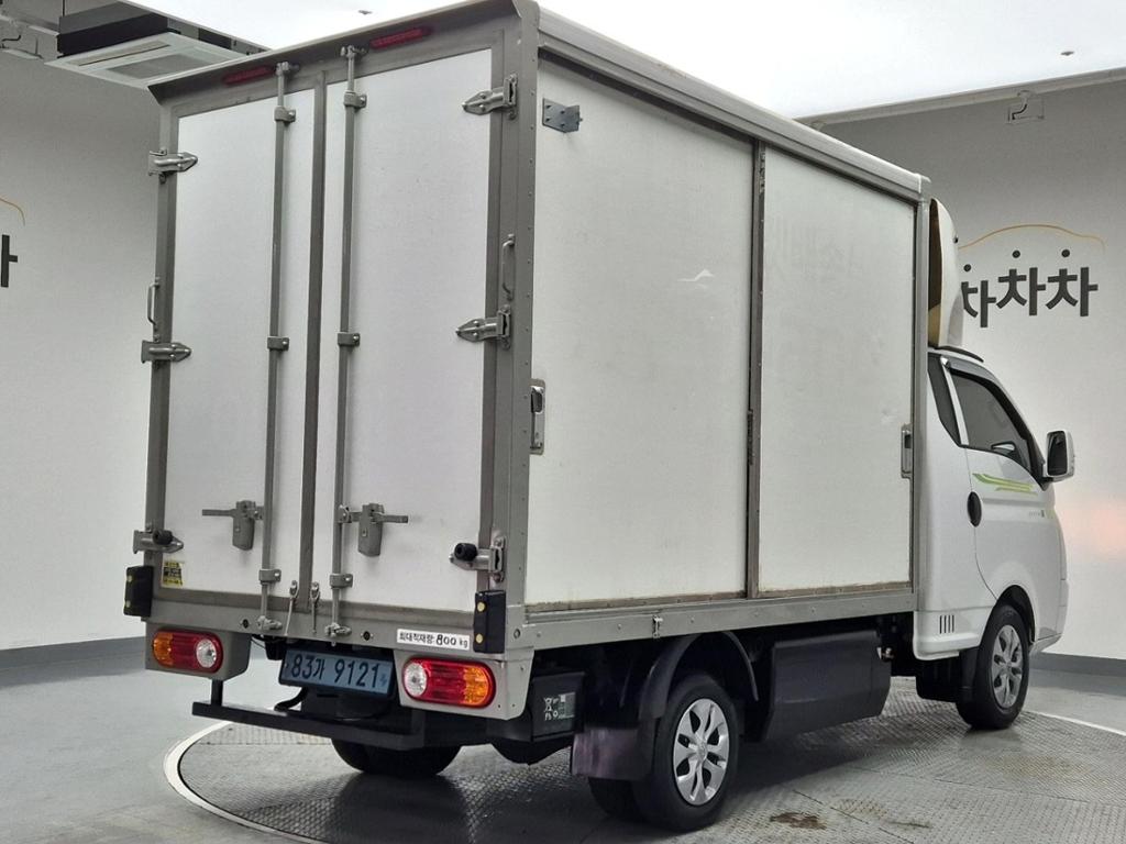 2021 HYUNDAI PORTER II ELECTRIC 