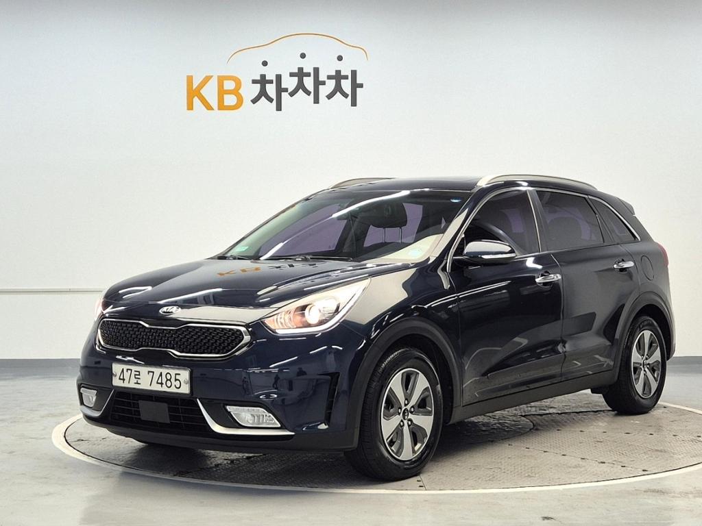 2017 KIA NIRO 