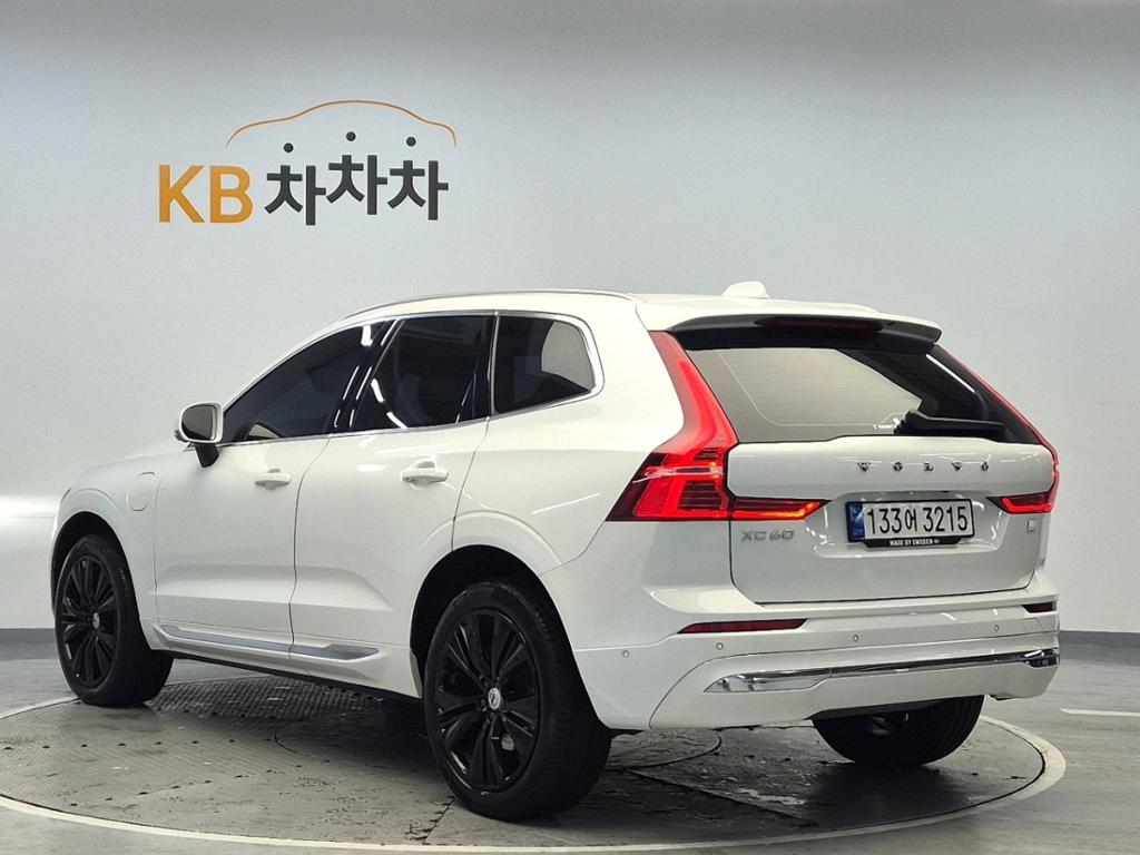 2022 VOLVO XC60 (2Gen) 