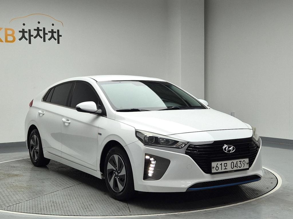 2016 HYUNDAI IONIQ 