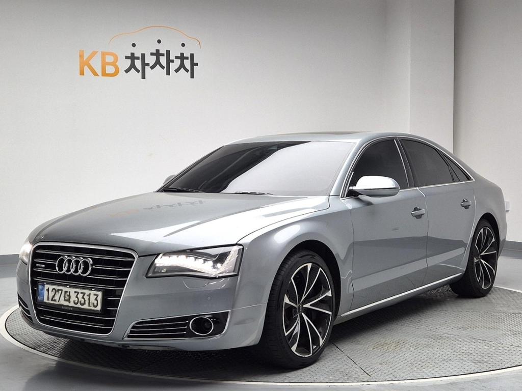 2011 AUDI A8 (3Gen) 
