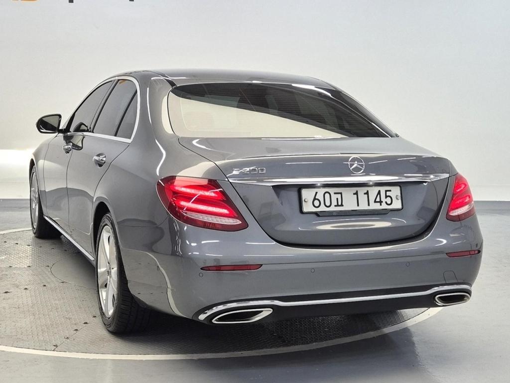 2017 BENZ E CLASS (5Gen) 
