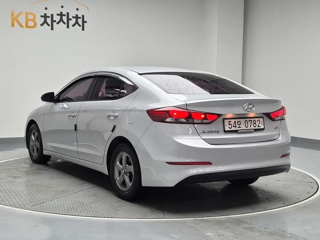2016 HYUNDAI AVANTE AD 