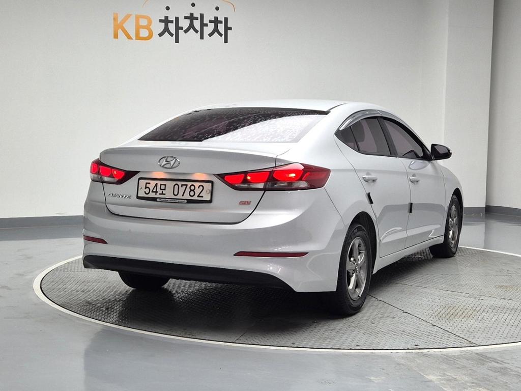 2016 HYUNDAI AVANTE AD 