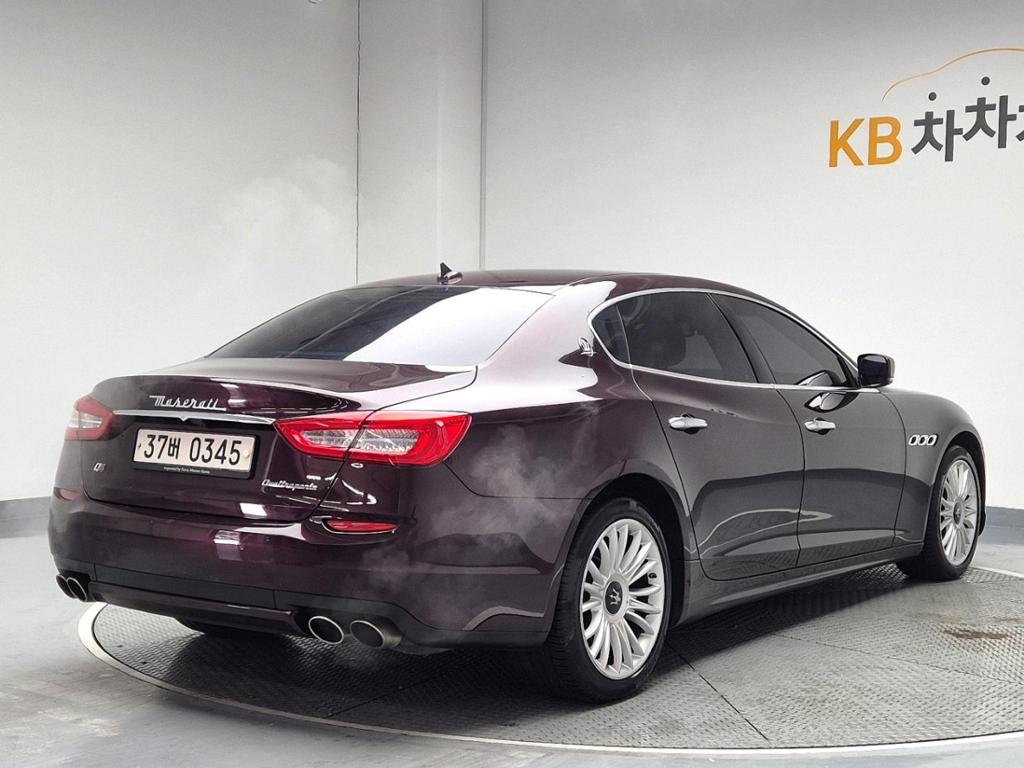2014 MASERATI QUATRO PORTE 