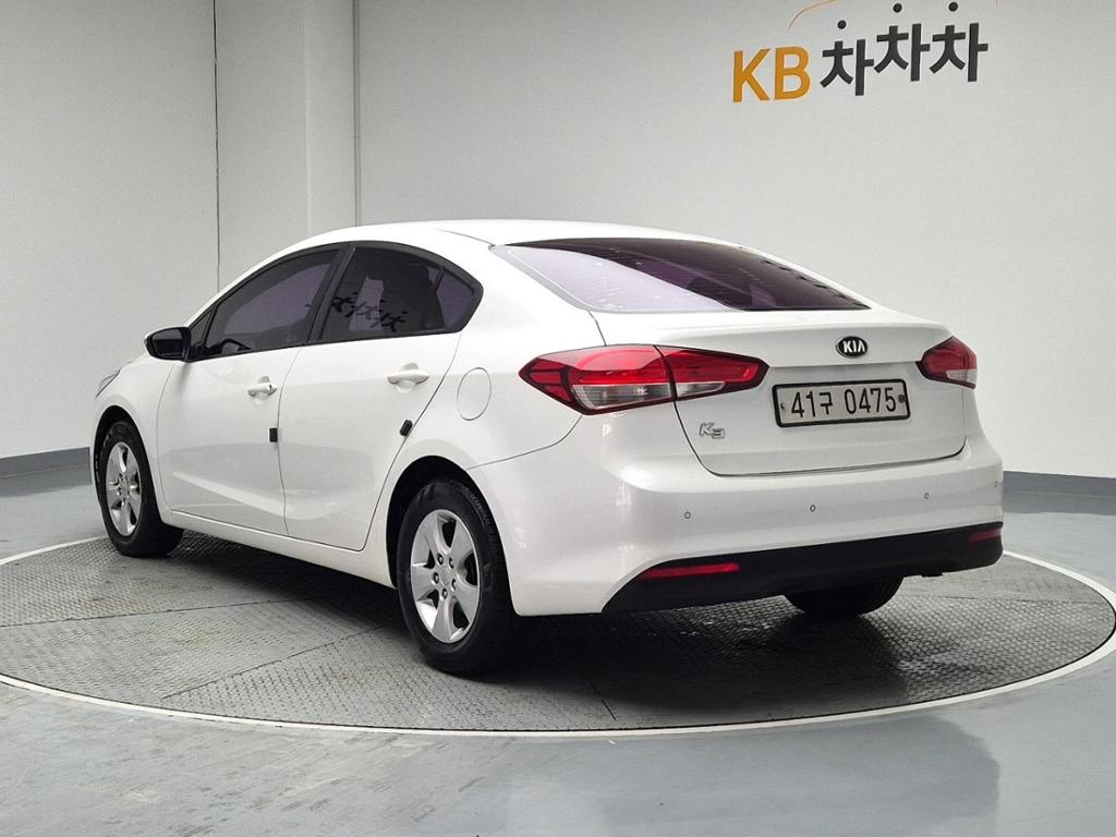 2017 KIA THE NEW K3 