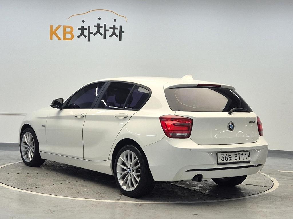 2015 BMW 1 Series (2Gen) 