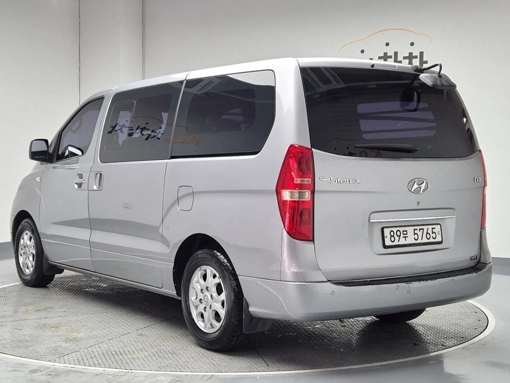 2014 HYUNDAI GRAND STAREX 