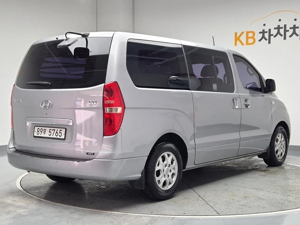 2014 HYUNDAI GRAND STAREX 
