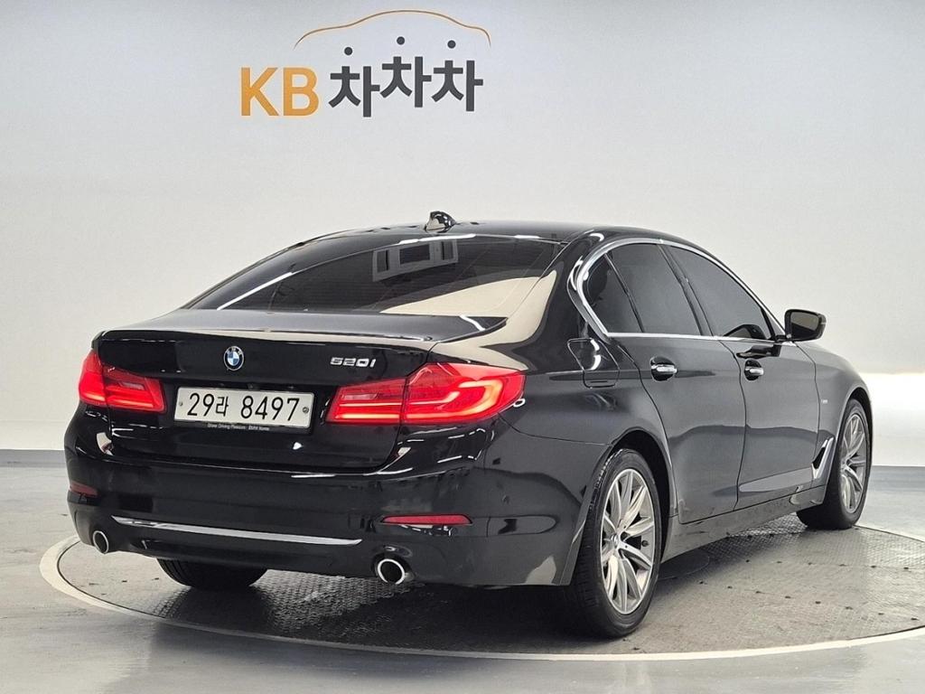 2018 BMW 5 SERIES (7Gen) 