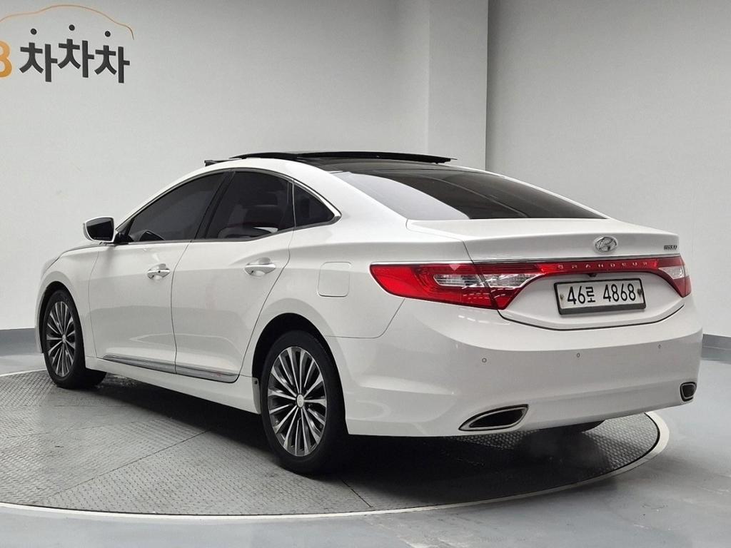 2014 HYUNDAI GRANDEUR HG 