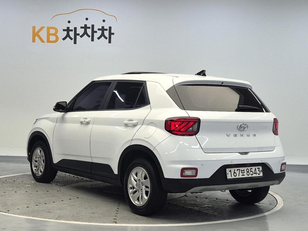 2020 HYUNDAI VENUE 