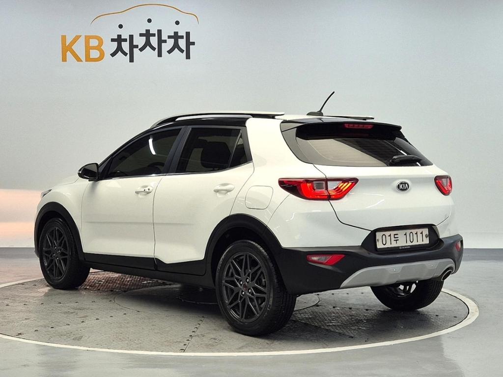 2018 KIA STONIC 