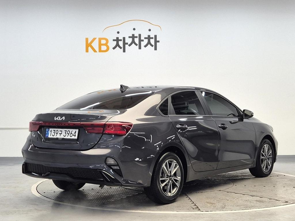 2022 KIA THE NEW K3 