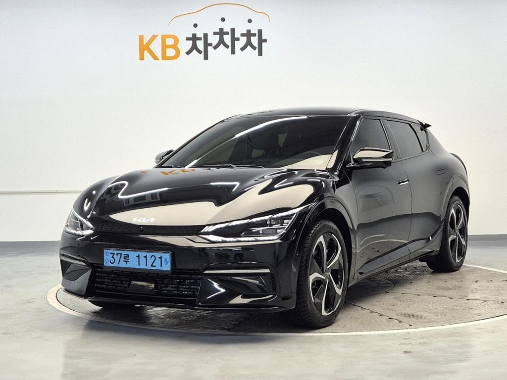 2023 KIA EV6 