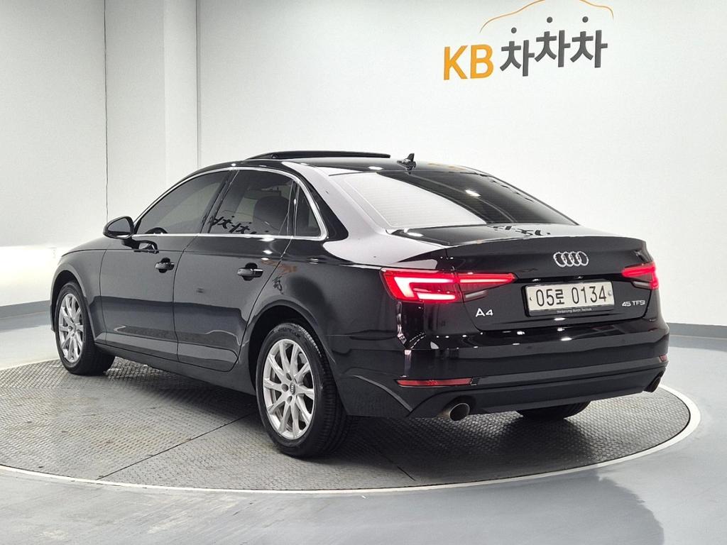 2016 AUDI A4 (5Gen) 