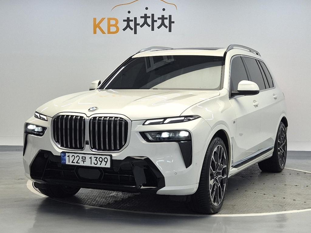 2024 BMW X7 