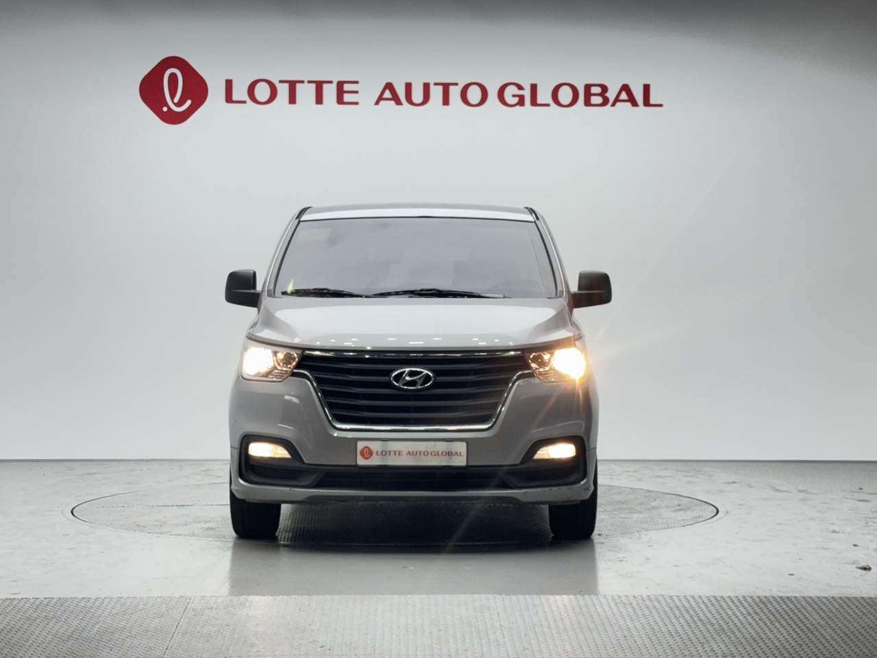 2019 HYUNDAI THE NEW GRAND STAREX 12seat Diesel Smart